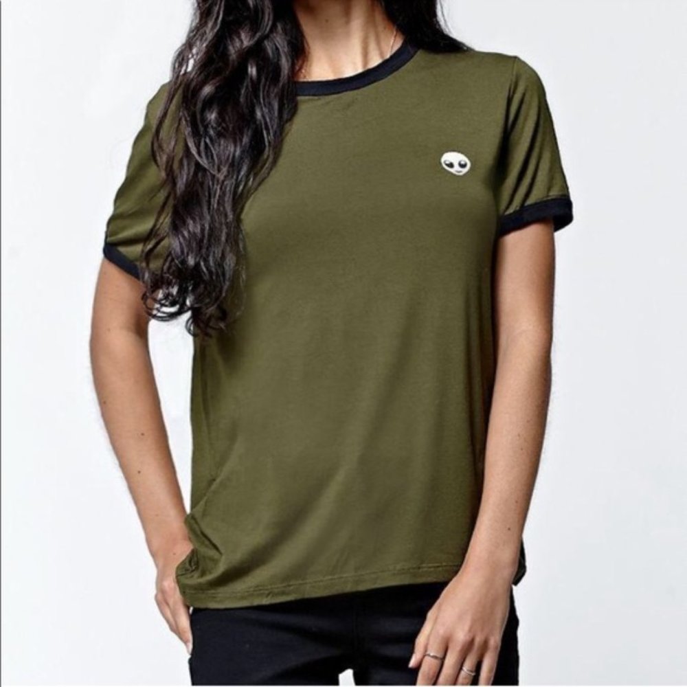 PacSun / Alien ringer tee
